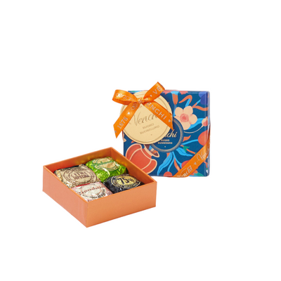 Baroque Gift Box with 4 pcs Chocoviar